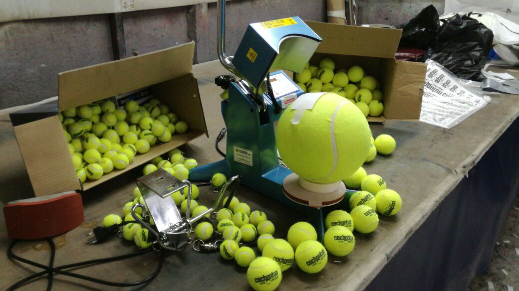 Logo, merchandising.abadiapublicidad.Marjoreyesf,banderas corporativas.Chile